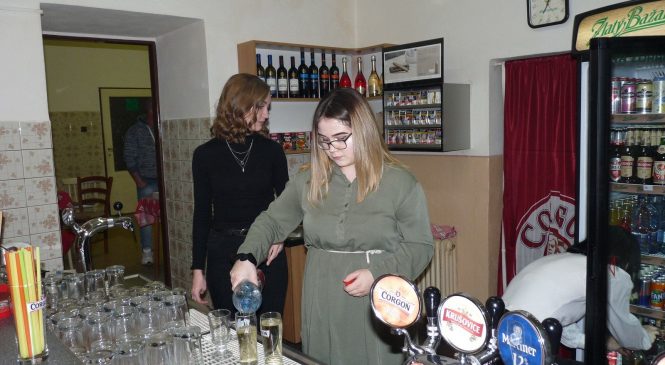 Otvorenie Pohostinstva u Ďatla